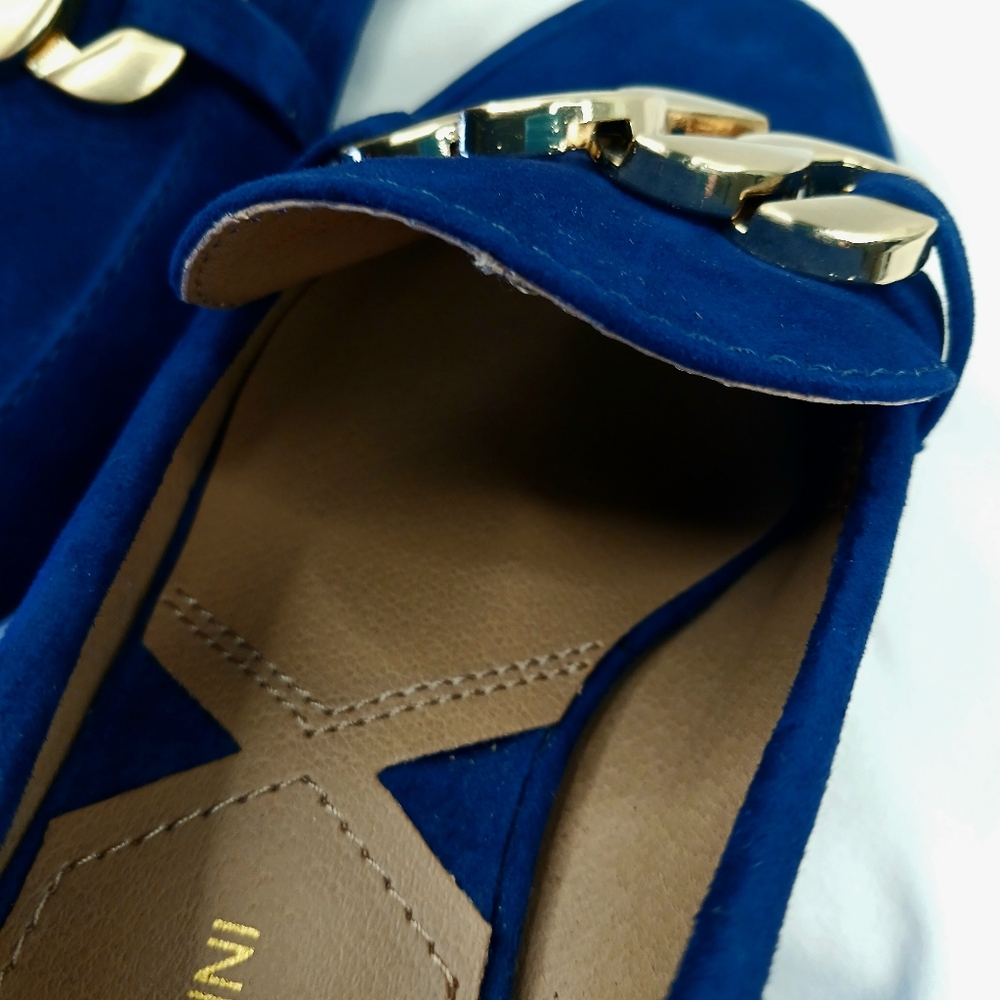 Slip On Loafers Shoes 7 Adrienne Vittadini Blue Suede Gold Chain Detail - Picture 7 of 11